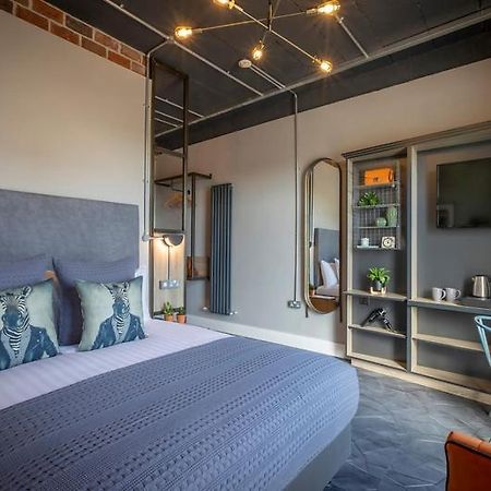 Hotel67 킬라니 외부 사진