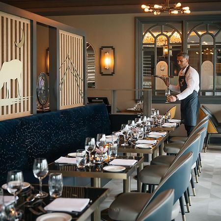 Hotel67 킬라니 외부 사진