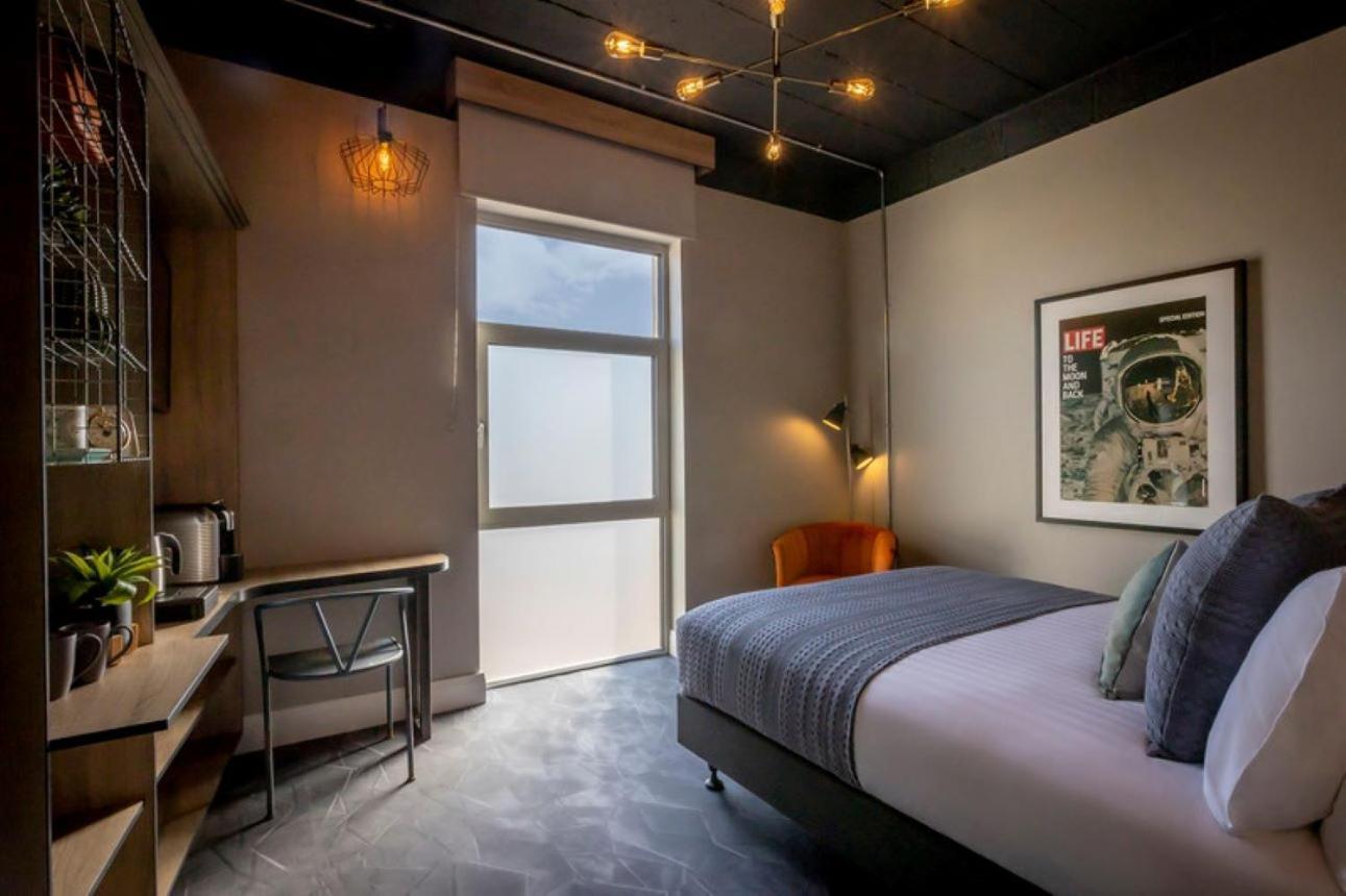 Hotel67 킬라니 외부 사진